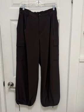 Gap Fit Chocolate Brown Cargo Pants